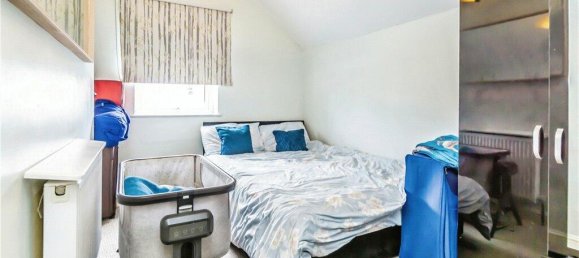 2 Schlafzimmer Haus in South Croydon, United Kingdom, Nr. 7991 9