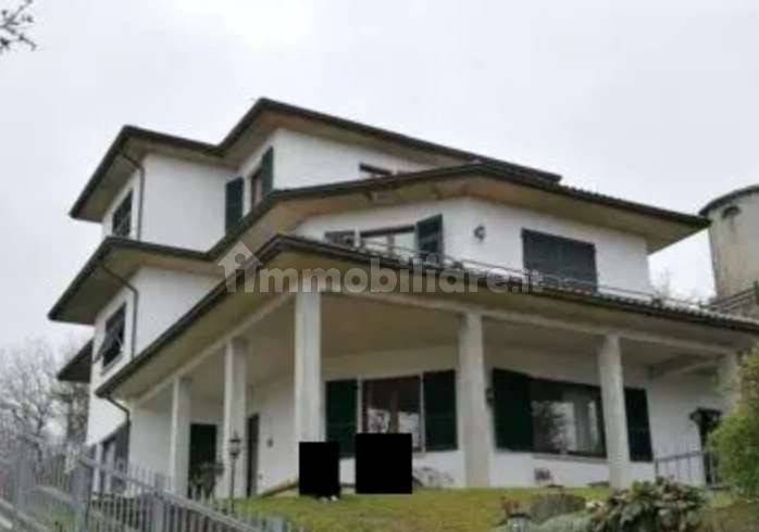 5 bedrooms House in Tornolo, Italy No. 371291