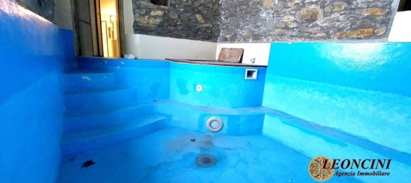 5 bedrooms House in Aulla, Italy No. 349464 20