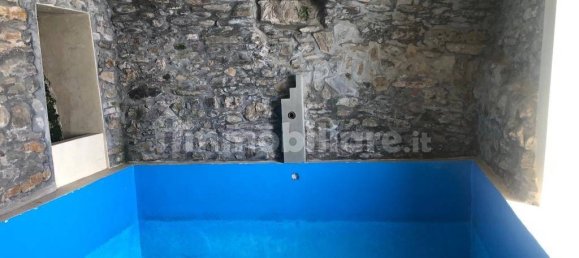 5 bedrooms House in Aulla, Italy No. 349464 2