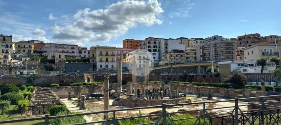 Apartamento T1 em Pozzuoli, Italy N.º 371384 25