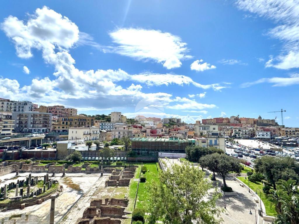 Apartamento T1 em Pozzuoli, Italy N.º 371384