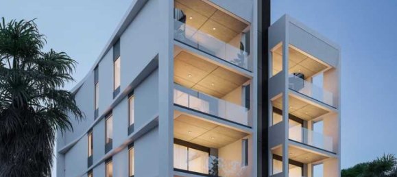 3 bedrooms Penthouse in Limassol, Cyprus No. 21497 2