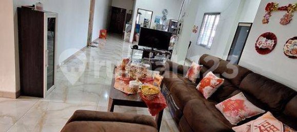 Magasin à Kebon Jeruk, Indonesia 700m² No. 2491 5