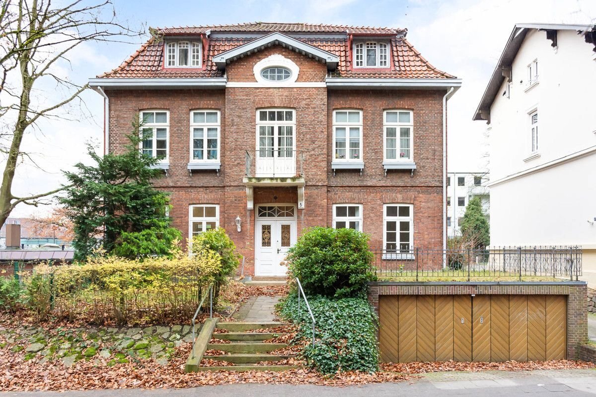 9 rooms Villa in Pinneberg, Germany No. 65574