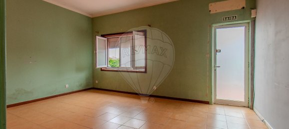 6 bedrooms House in Rio Tinto, Portugal No. 26700 18