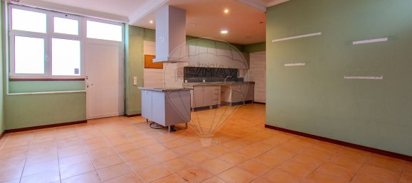 6 bedrooms House in Rio Tinto, Portugal No. 26700 28