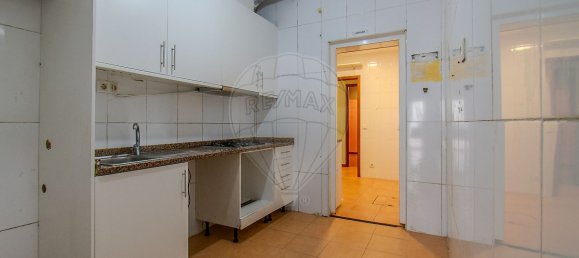 6 bedrooms House in Rio Tinto, Portugal No. 26700 26