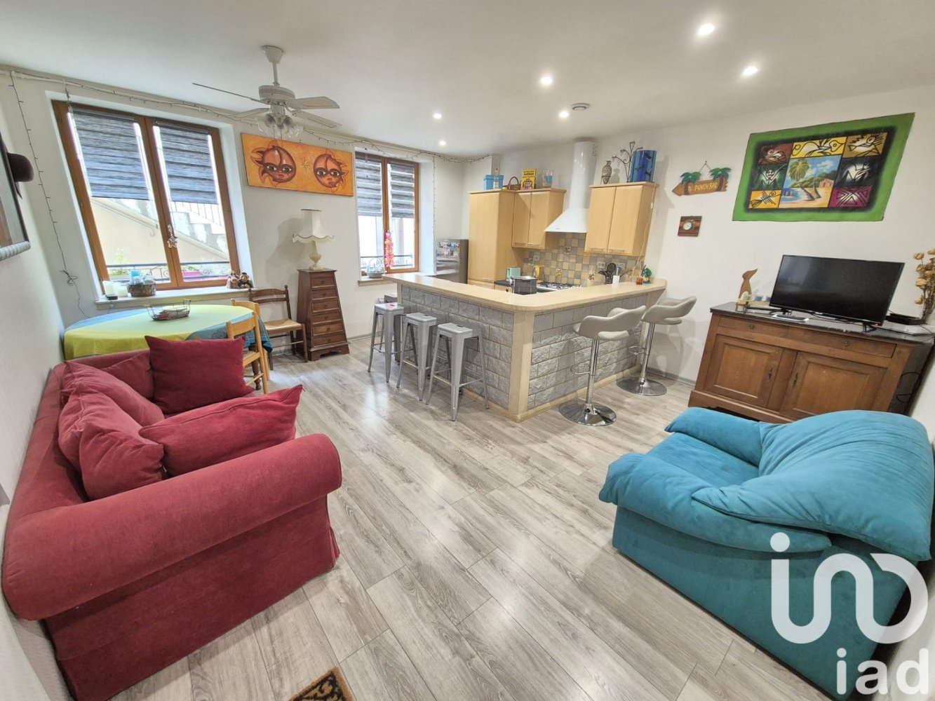 Дуплекс с 2 спальнями в Труа, Франция № 49168