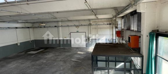 3 rooms Warehouse in Sasso Marconi, Italy No. 379718 2