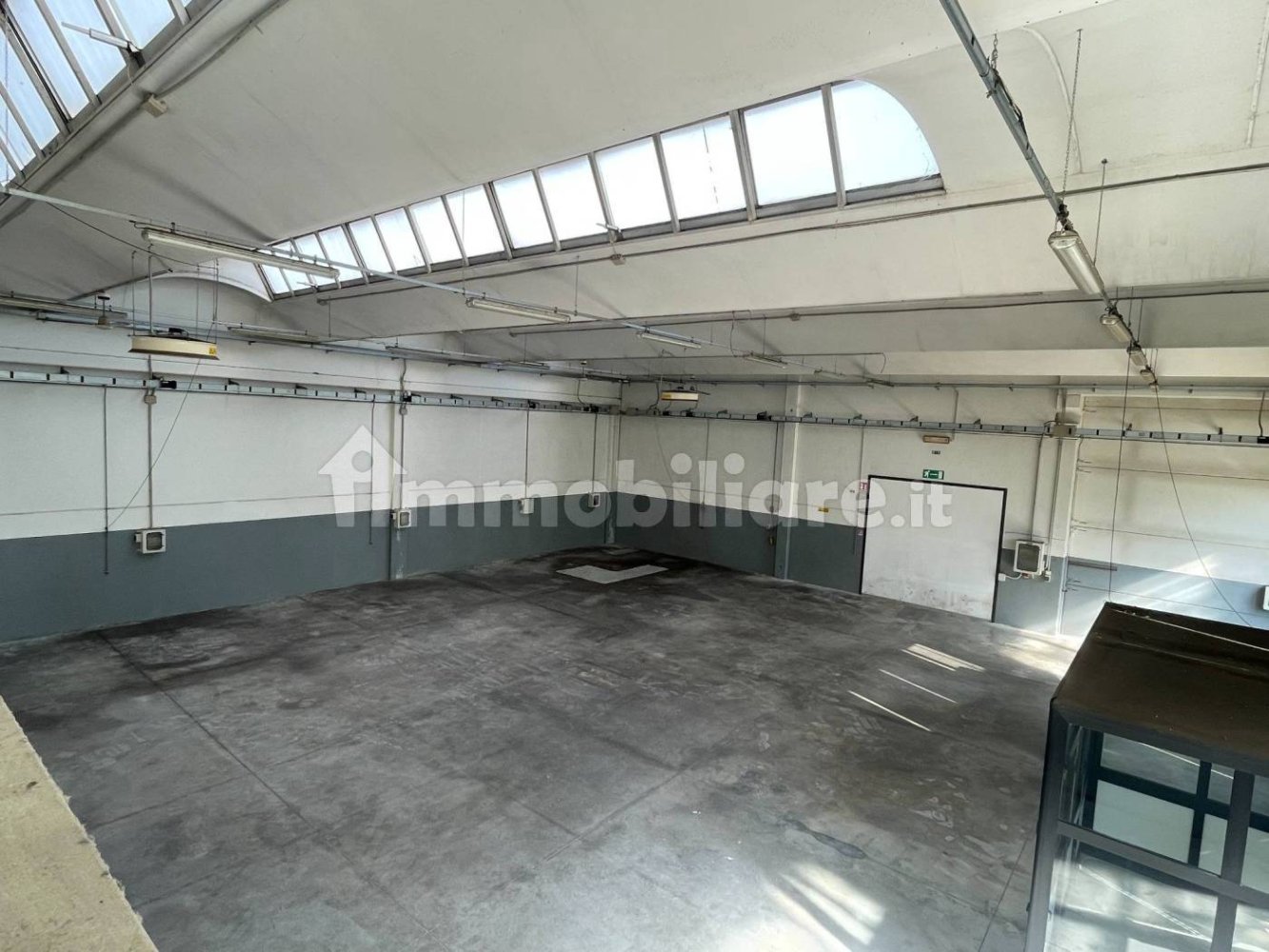3 rooms Warehouse in Sasso Marconi, Italy No. 379718