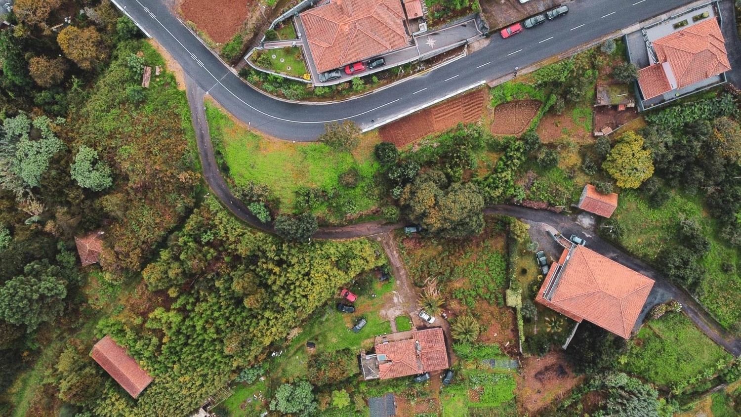  قطعة أرض في Machico, Portugal 1090متر مربع رقم 89500