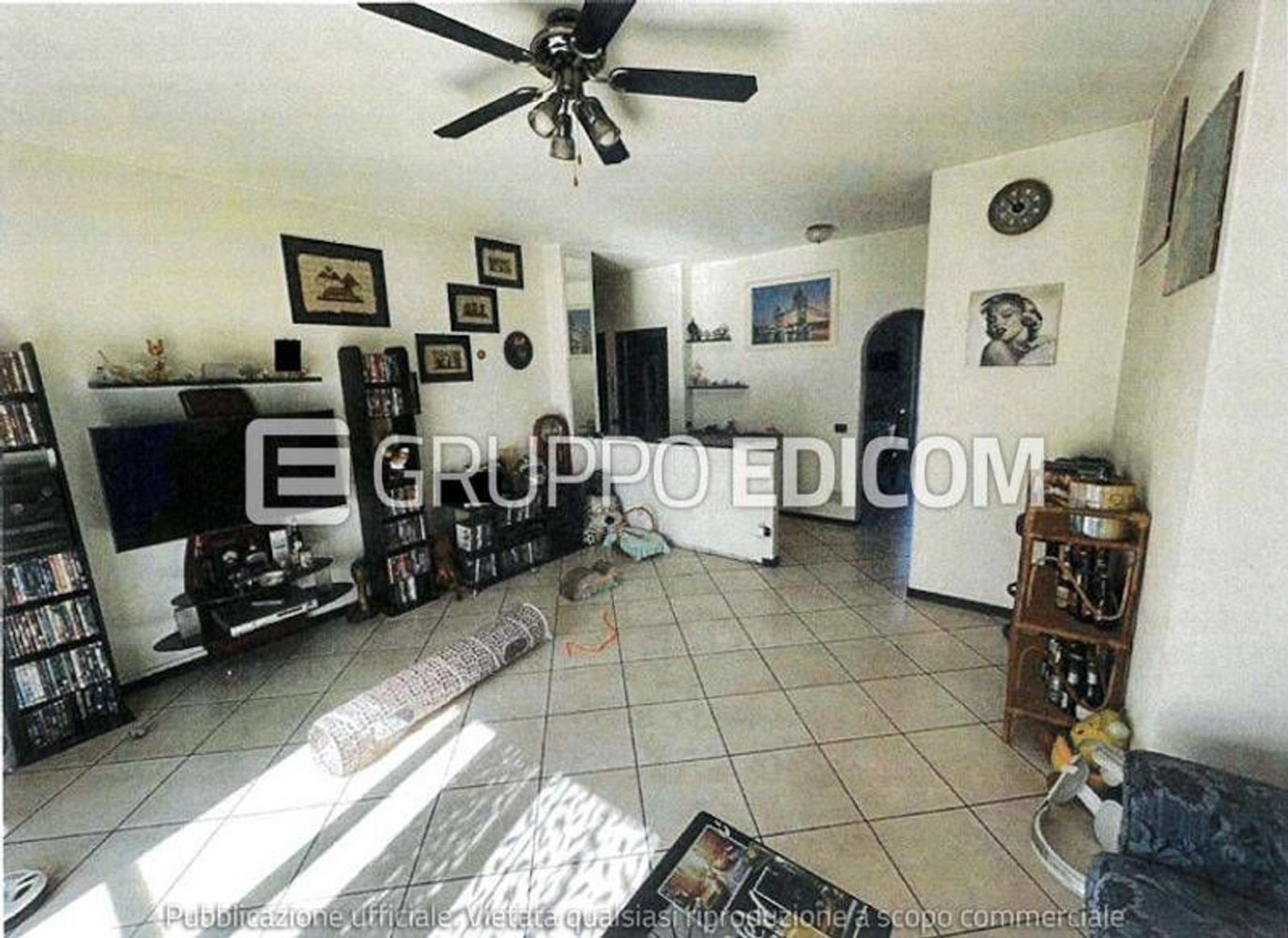 5 rooms Apartment in Novara, Italy No. 16071