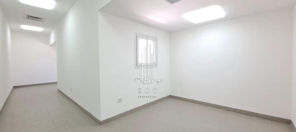 7 bedrooms Villa in Abu Dhabi, UAE No. 24818 11