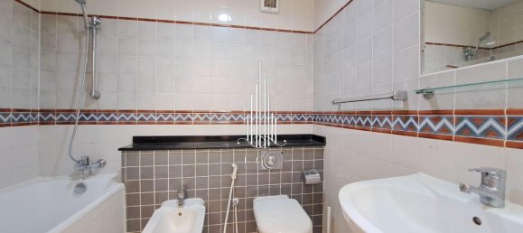 7 bedrooms Villa in Abu Dhabi, UAE No. 24818 25