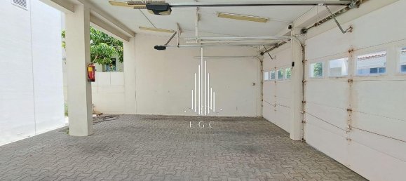 7 bedrooms Villa in Abu Dhabi, UAE No. 24818 30