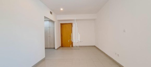 7 bedrooms Villa in Abu Dhabi, UAE No. 24818 4