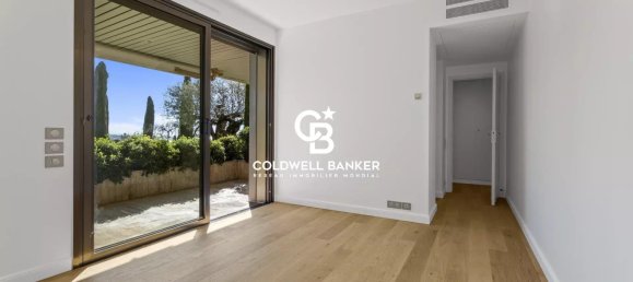 Apartamento de 6 dormitorios en Cannes, France No. 294683 8