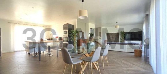 5 bedrooms Villa in Soual, France No. 200760 5