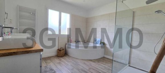 5 bedrooms Villa in Soual, France No. 200760 22