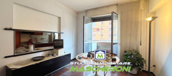 3 rooms Apartment in Milan, Italy No. 247874 3