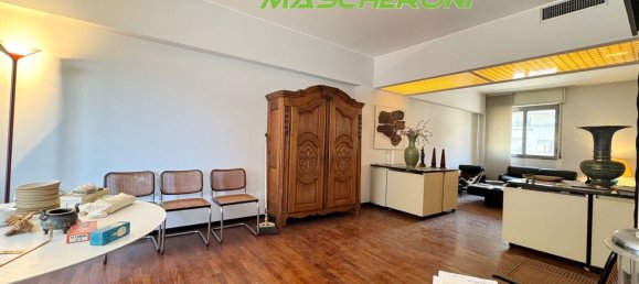 3 rooms Apartment in Milan, Italy No. 247874 7