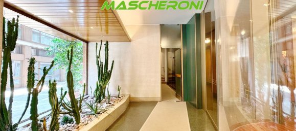 3 rooms Apartment in Milan, Italy No. 247874 30