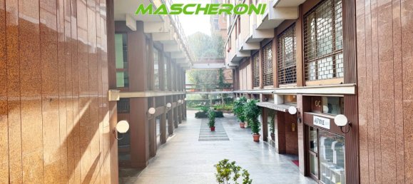 3 rooms Apartment in Milan, Italy No. 247874 32