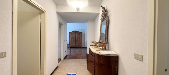 3 rooms Apartment in Milan, Italy No. 247874 17