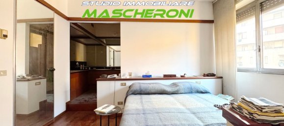 3 rooms Apartment in Milan, Italy No. 247874 19