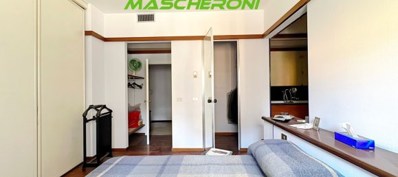 3 rooms Apartment in Milan, Italy No. 247874 20