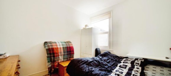 3 bedrooms Maisonette in East Ham, United Kingdom No. 11451 8