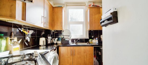 3 bedrooms Maisonette in East Ham, United Kingdom No. 11451 11