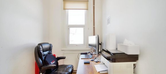 3 bedrooms Maisonette in East Ham, United Kingdom No. 11451 10