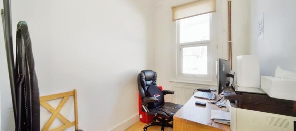 3 bedrooms Maisonette in East Ham, United Kingdom No. 11451 9