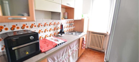 4 rooms House in San Colombano al Lambro, Italy No. 16639 36