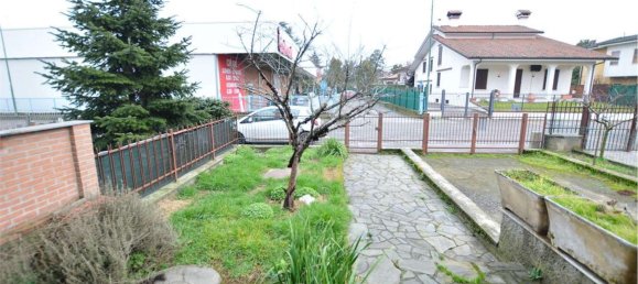 4 rooms House in San Colombano al Lambro, Italy No. 16639 22