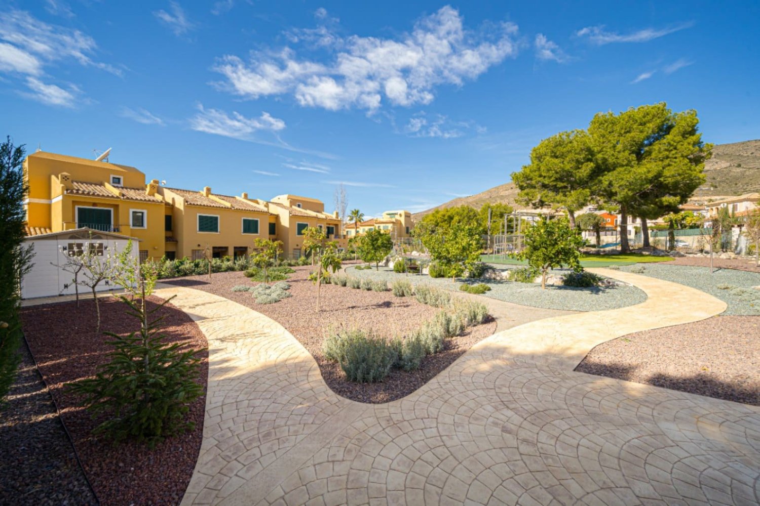  Land in Alicante, Spain No. 136221