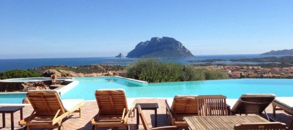 6 bedrooms Villa in Loiri Porto San Paolo, Italy No. 58746 5