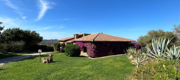 6 bedrooms Villa in Loiri Porto San Paolo, Italy No. 58746 12