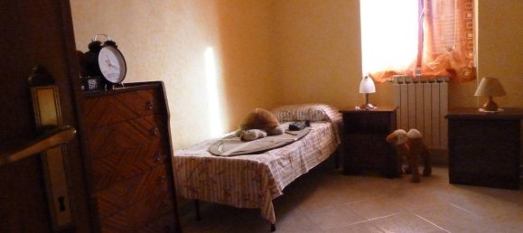 Casa de 5 habitaciónes en Pereto, Italy No. 177794 11