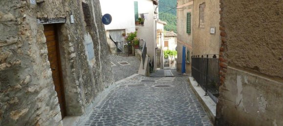 Casa de 5 habitaciónes en Pereto, Italy No. 177794 19