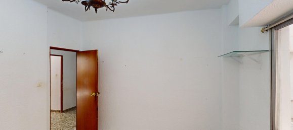 4 bedrooms Apartment in Valencia, Spain No. 181108 15