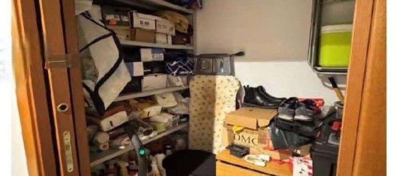 Квартира с 5 спальнями в Бари, Италия № 376708 7