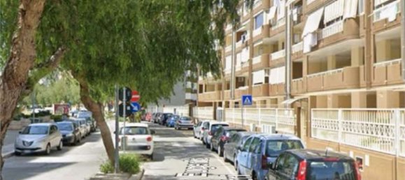 Квартира с 5 спальнями в Бари, Италия № 376708 24