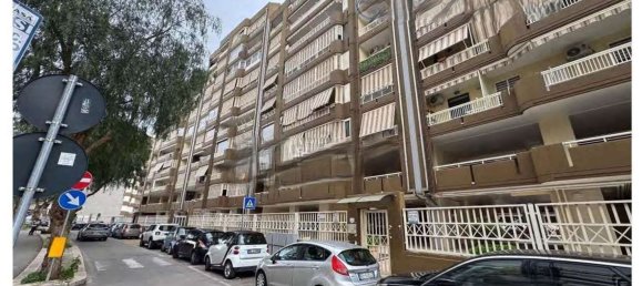 Квартира с 5 спальнями в Бари, Италия № 376708 15