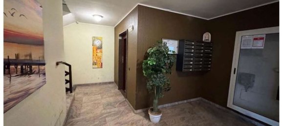 Квартира с 5 спальнями в Бари, Италия № 376708 2