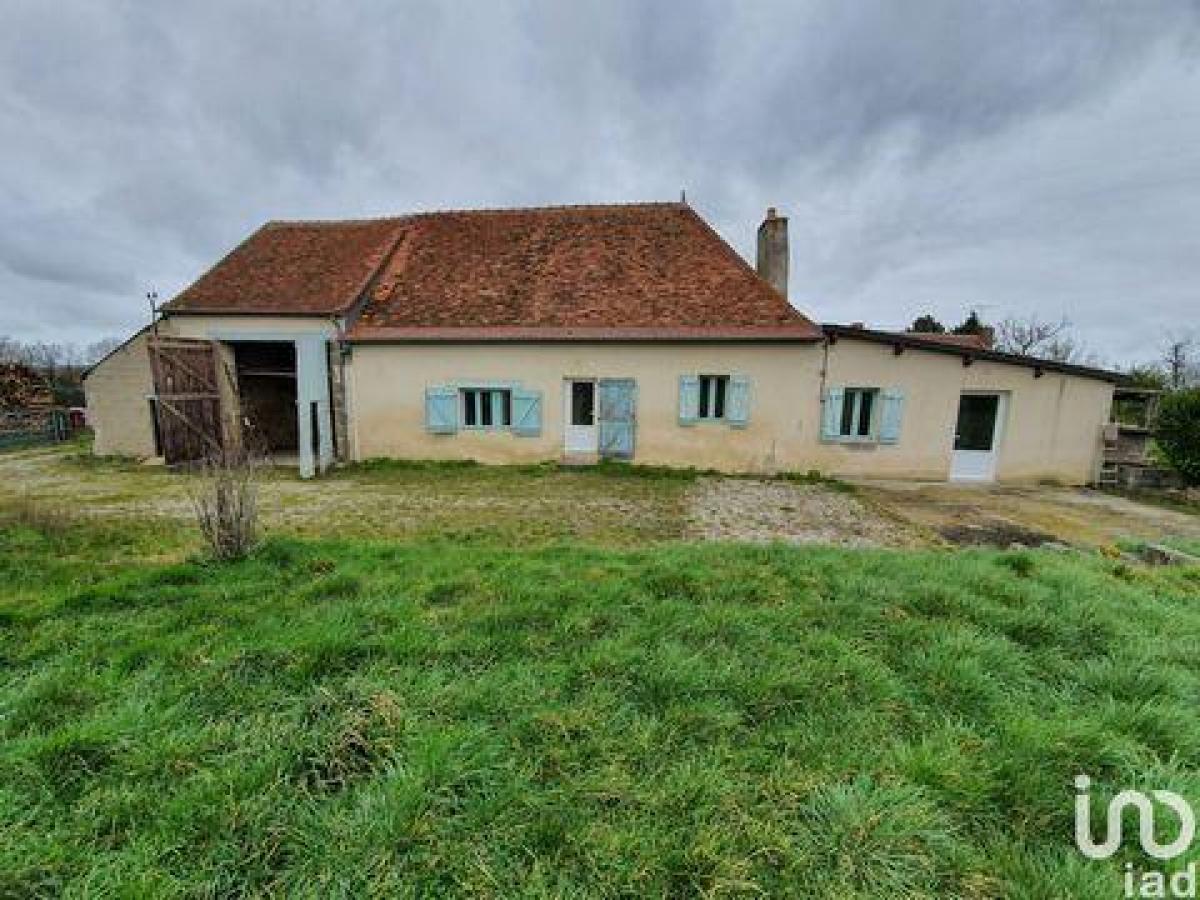 3 bedrooms House in Moulins, France No. 4770