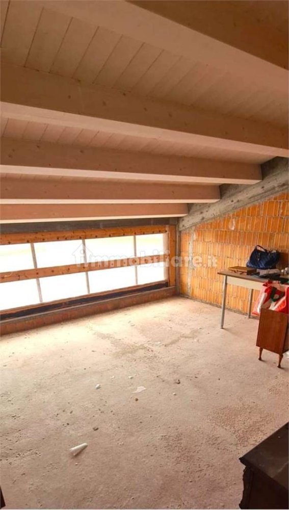 5 rooms Building in Eraclea, Italy No. 68646