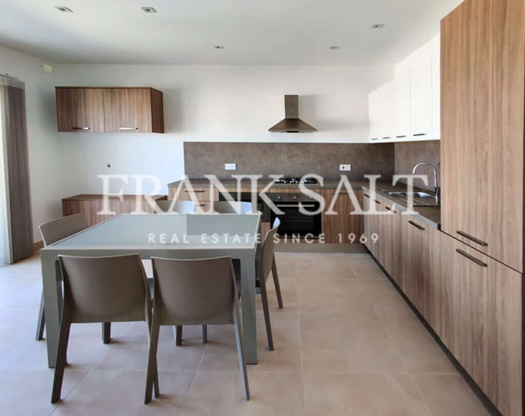 Квартира с 2 спальнями в Меллиха, Мальта № 10809